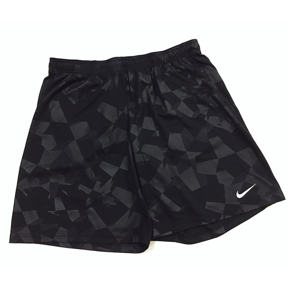 Men’s Nike 2XL Black Athletic Shorts with Pockets